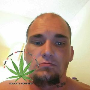 Meet your Posher, Dennis